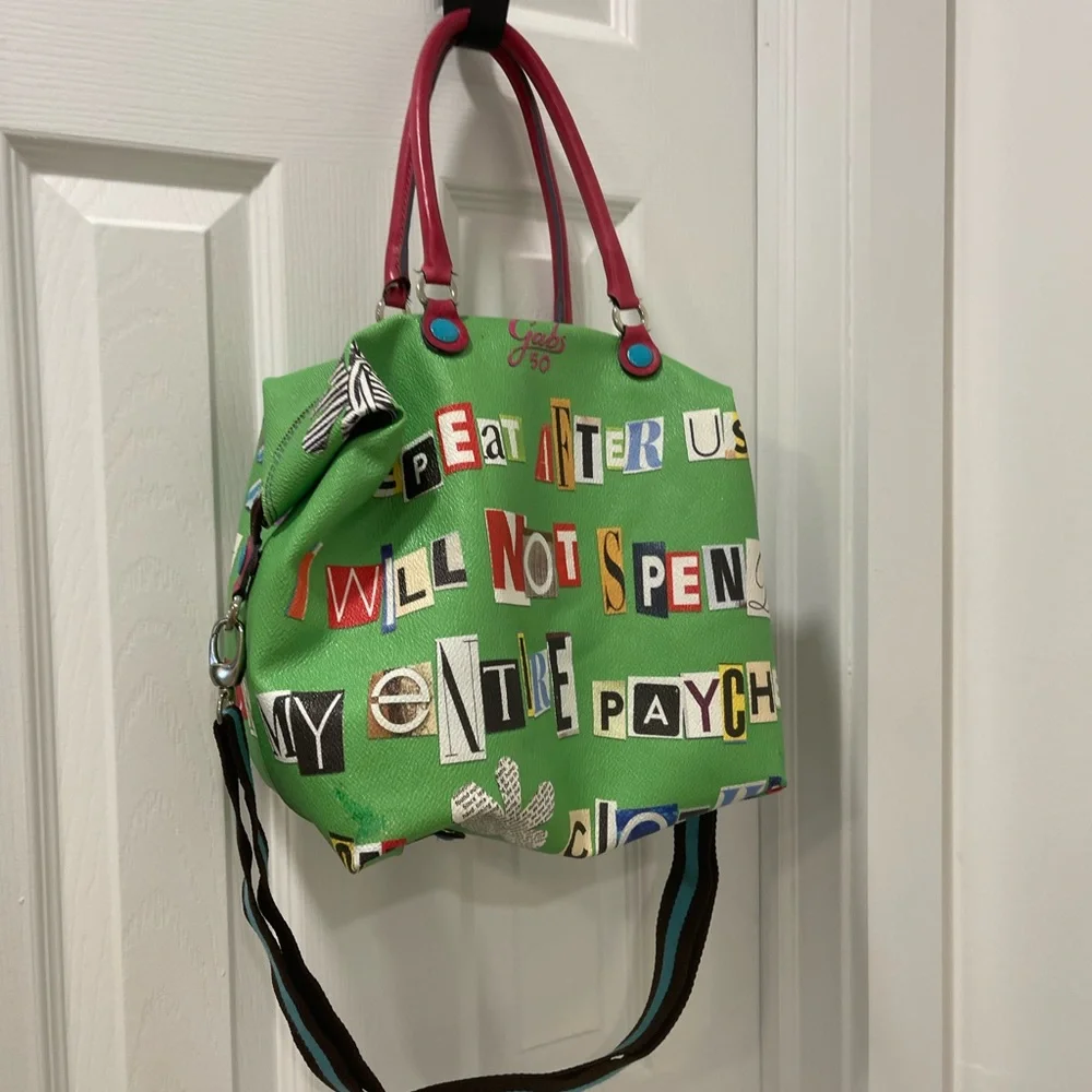Gabs Green Graphic Letter-Print convertible Tote! really cool bag - Picture 4 of 16